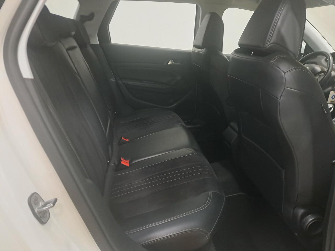 Peugeot 308 BlueHDi 120 S&S 1.6 hdi SW Allure 2016