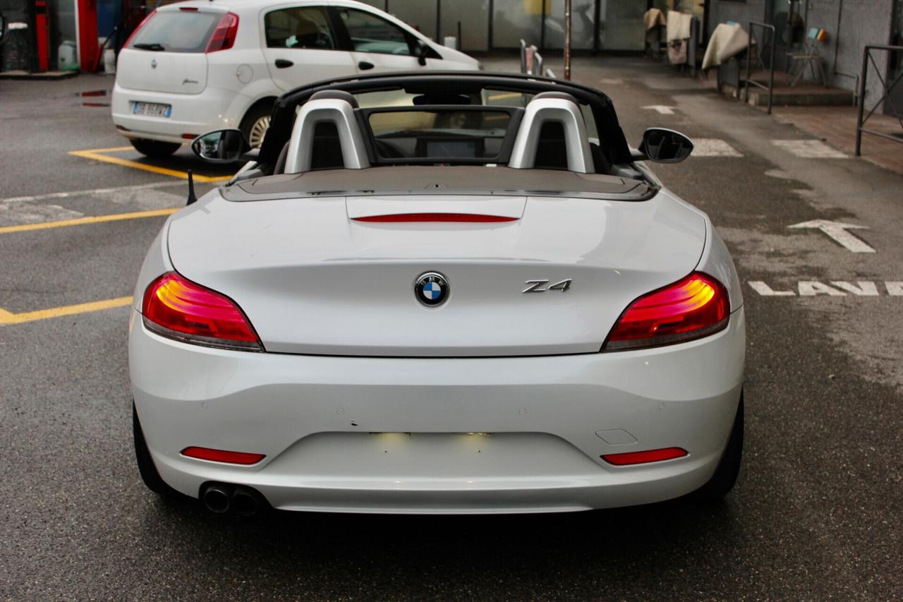 Bmw Z4 sDrive20i INTERNI IN PELLE MARRONE NAVY