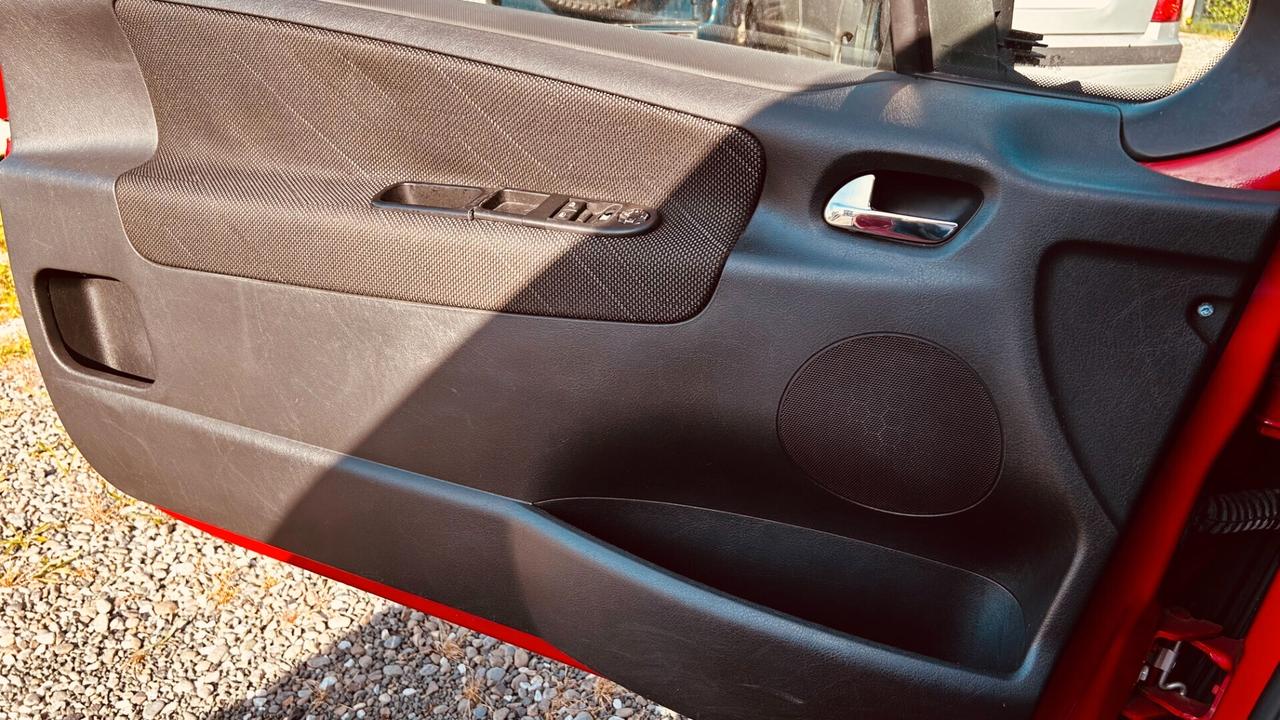 Peugeot 207 1.6 109CV 3p. XS