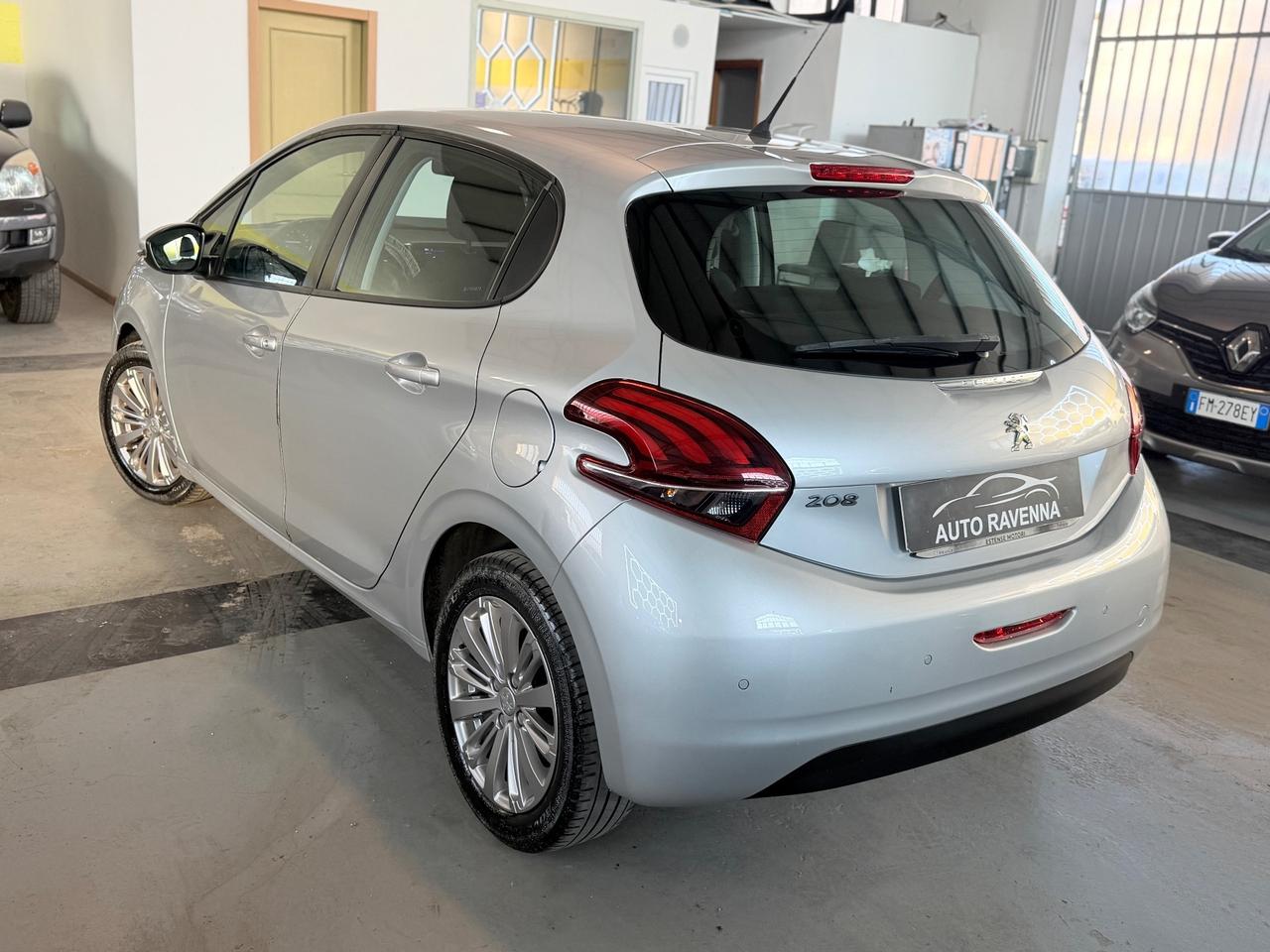 Peugeot 208 PureTech 82CV 5p. GPL Allure Euro 6