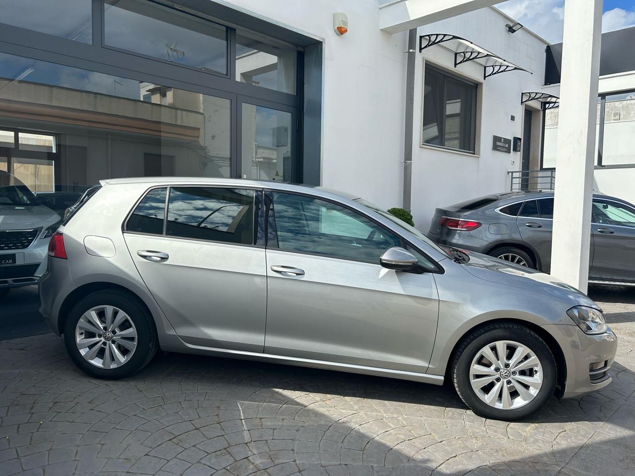 Volkswagen Golf 1.6 TDI 105 Cv 5p Km92.000-2013