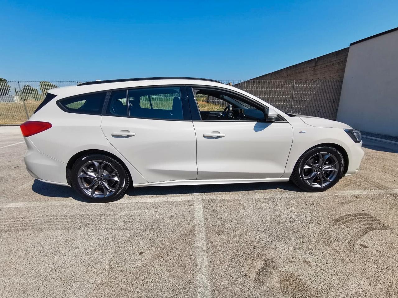 Ford Focus 1.5 EcoBlue 120 CV aut. SW ST-Line
