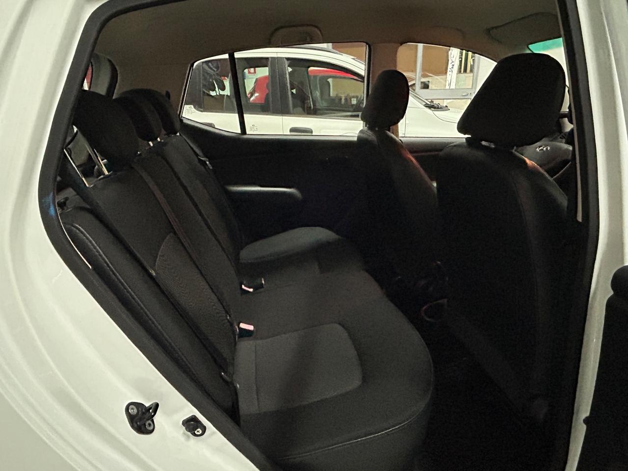 Hyundai i10 1.1 12V Fiorucci Soft Top