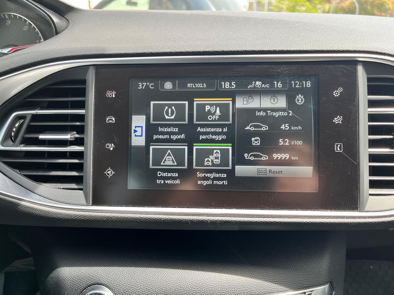 Peugeot 308 1.6 e-HDi 115CV Allure