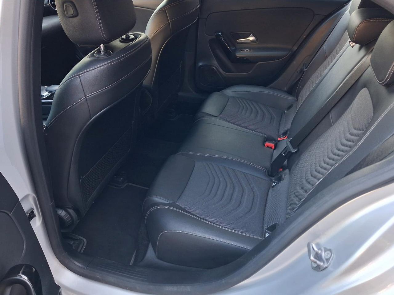 Mercedes A 180 D Business Extra 7G-DCT