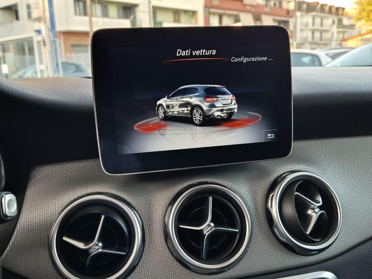 MERCEDES - Classe GLA - GLA 200 d Automatic 4Matic Sport-Tetto Apribile