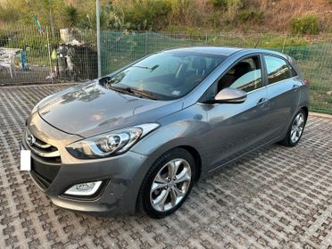 Hyundai i30 1.6 CRDi 128 CV 5p. Style-06/2012