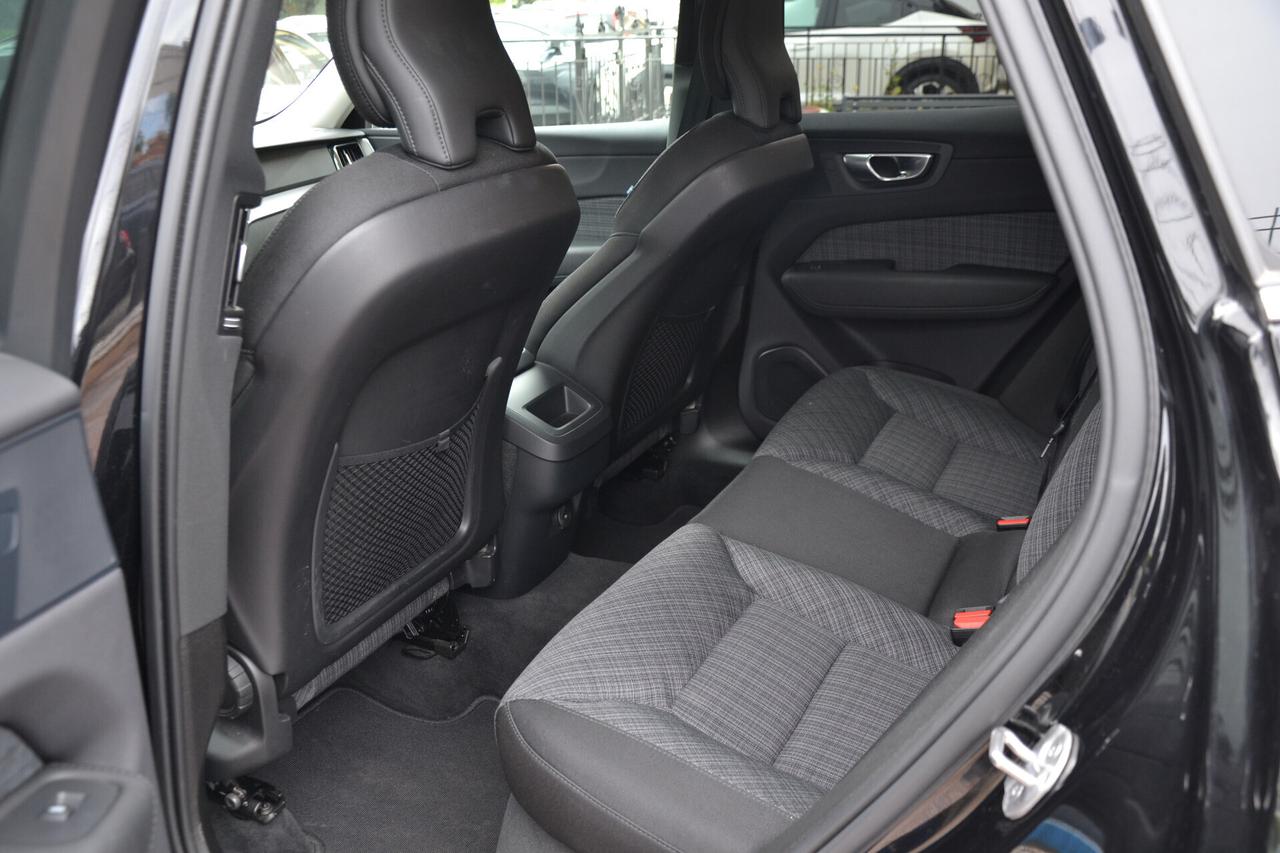 Volvo XC 60 2.0 HYBRID 197CV **PREZZO REALE**KM CERTI*UNIPRO'*