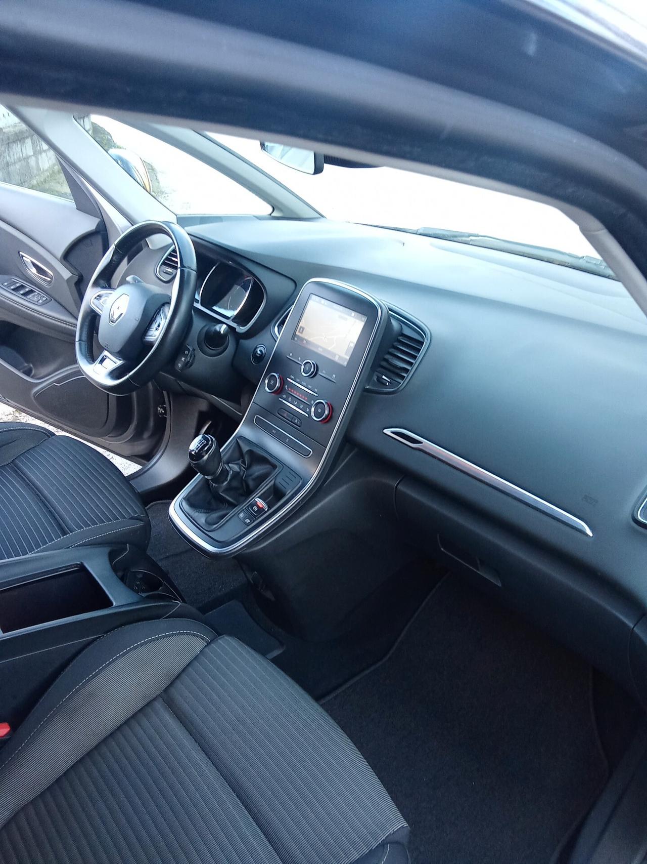 Renault Scenic Blue 1700 dCi 120 CV 019