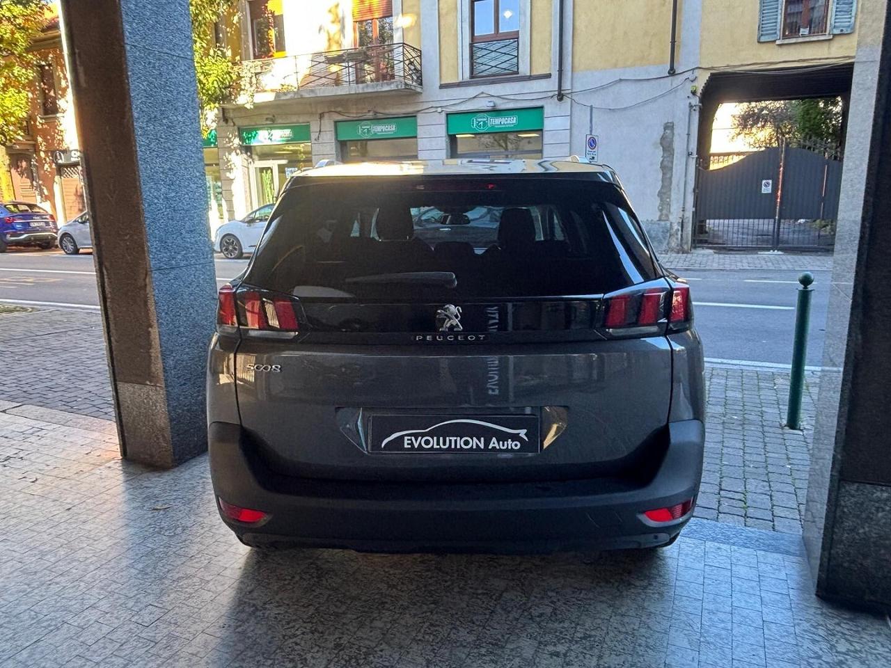 Peugeot 5008 1.6 7 POSTI BlueHDi 120 S&S EAT6