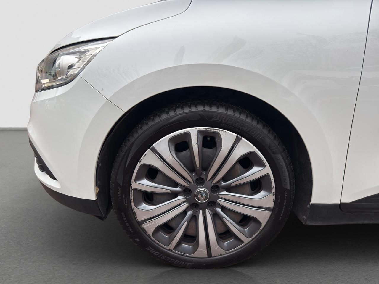 Renault Scenic Scénic TCe 140 CV FAP Sport Edition2