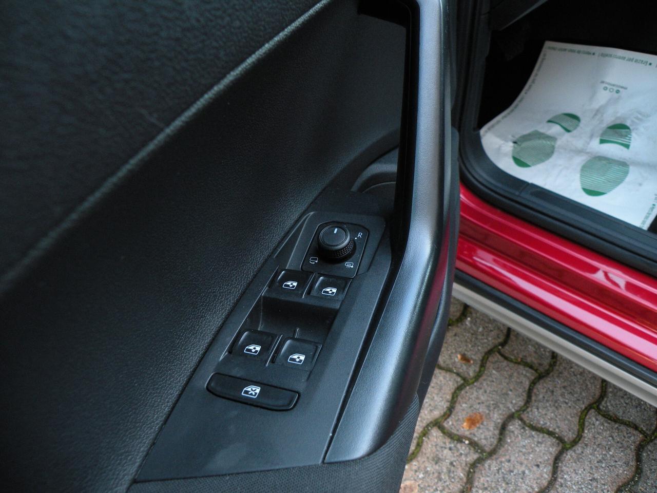 VOLKSWAGEN TAIGO 1.0 TSI 110CV DSG Life 2022