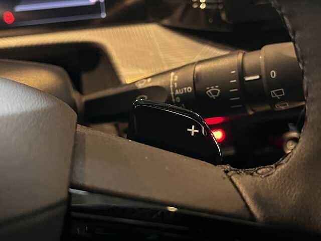 Lancia Ypsilon 1.2 Hybrid e-DCT LX