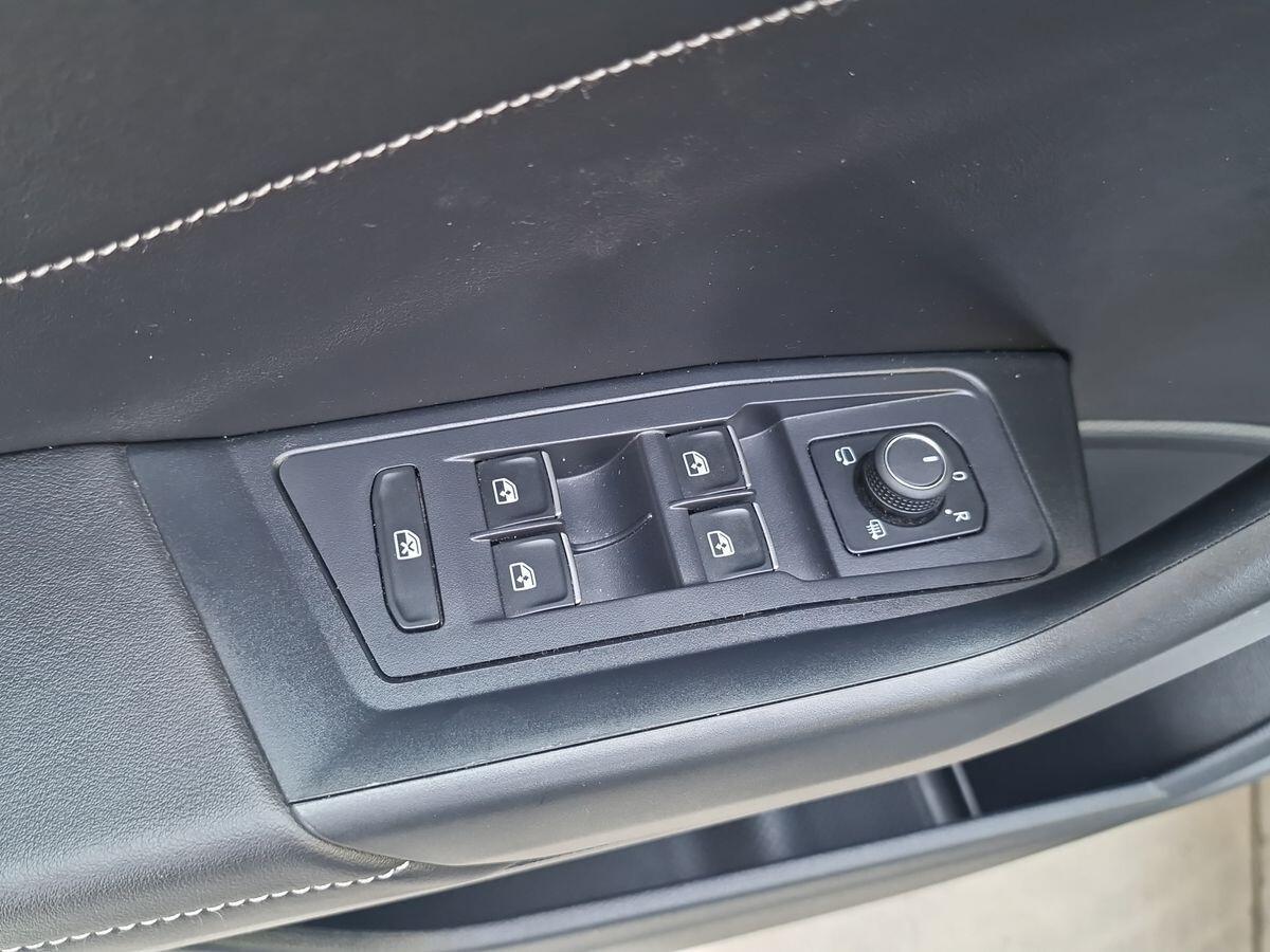 VOLKSWAGEN T-ROC 2.0 TDI STYLE 4MOTION DSG