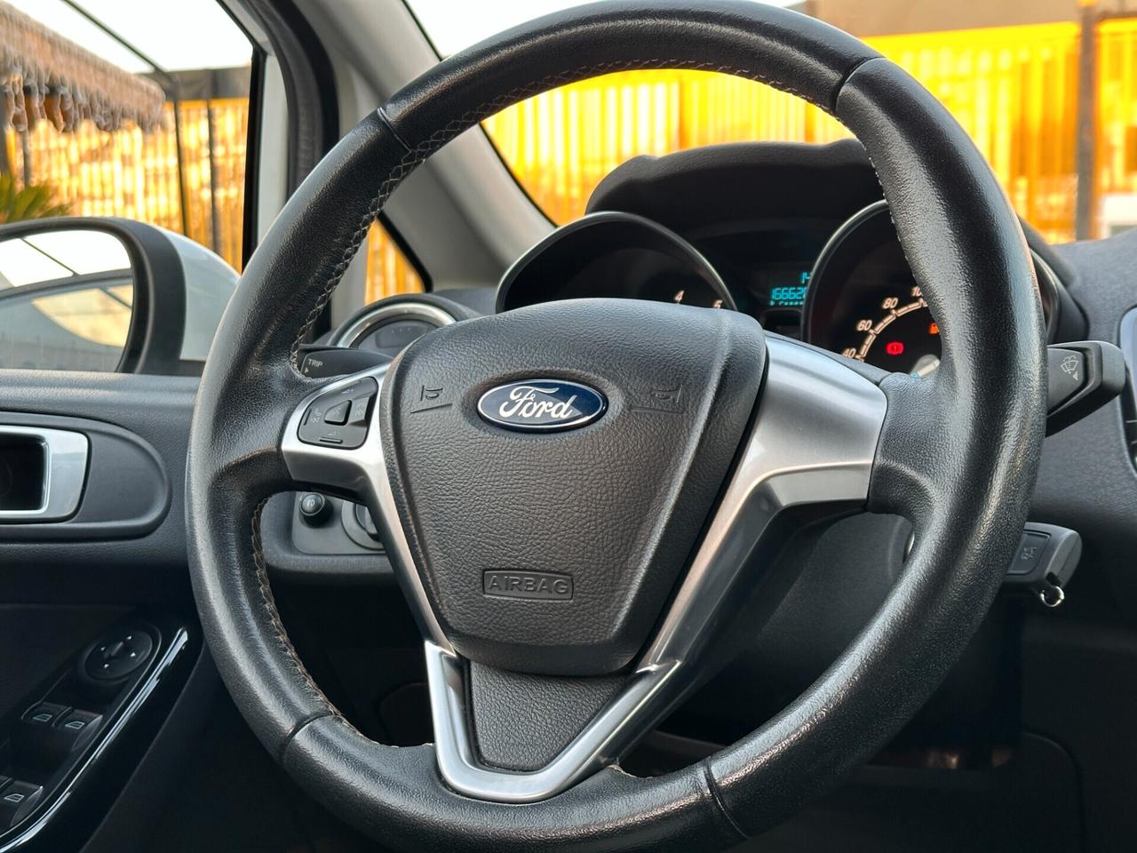 FORD Fiesta 1.4 BzGPL 95 CV 5 porte Titanium