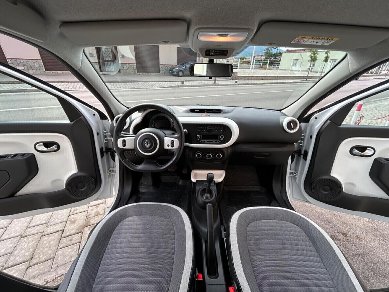 Renault Twingo SCe EDC Duel