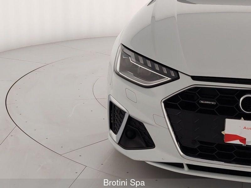 Audi A4 Avant 40 TDI S tronic S line edition