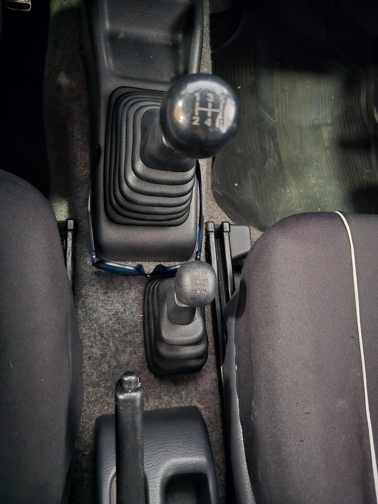 Suzuki Jimny 1.3i 16V cat 4WD JLX Special