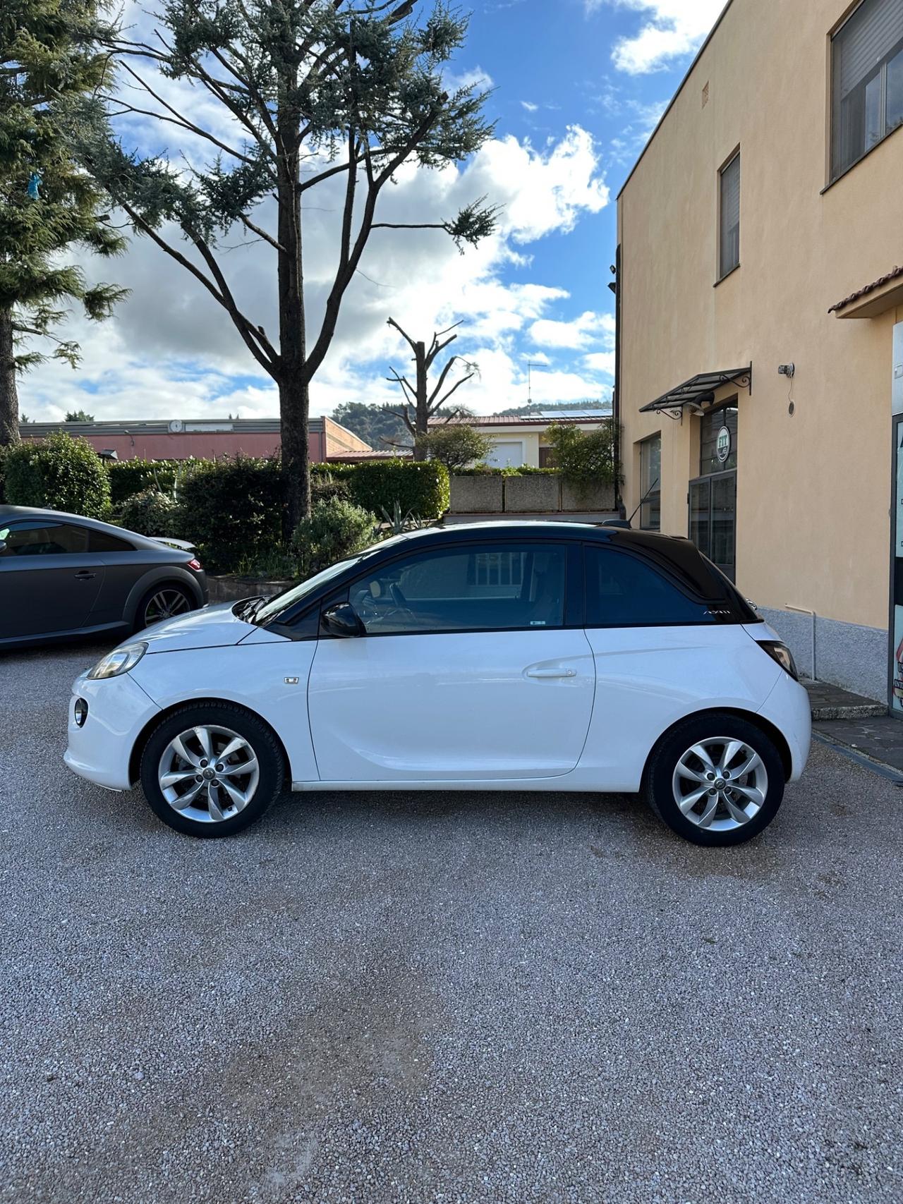 Opel Adam 1.4 87 CV GPL Tech Air ok neopatentati