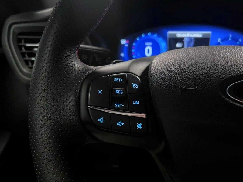 Ford Kuga 2.0 EcoBlue 120 CV aut. 2WD ST-Line Camera 18" Led Winter Pack