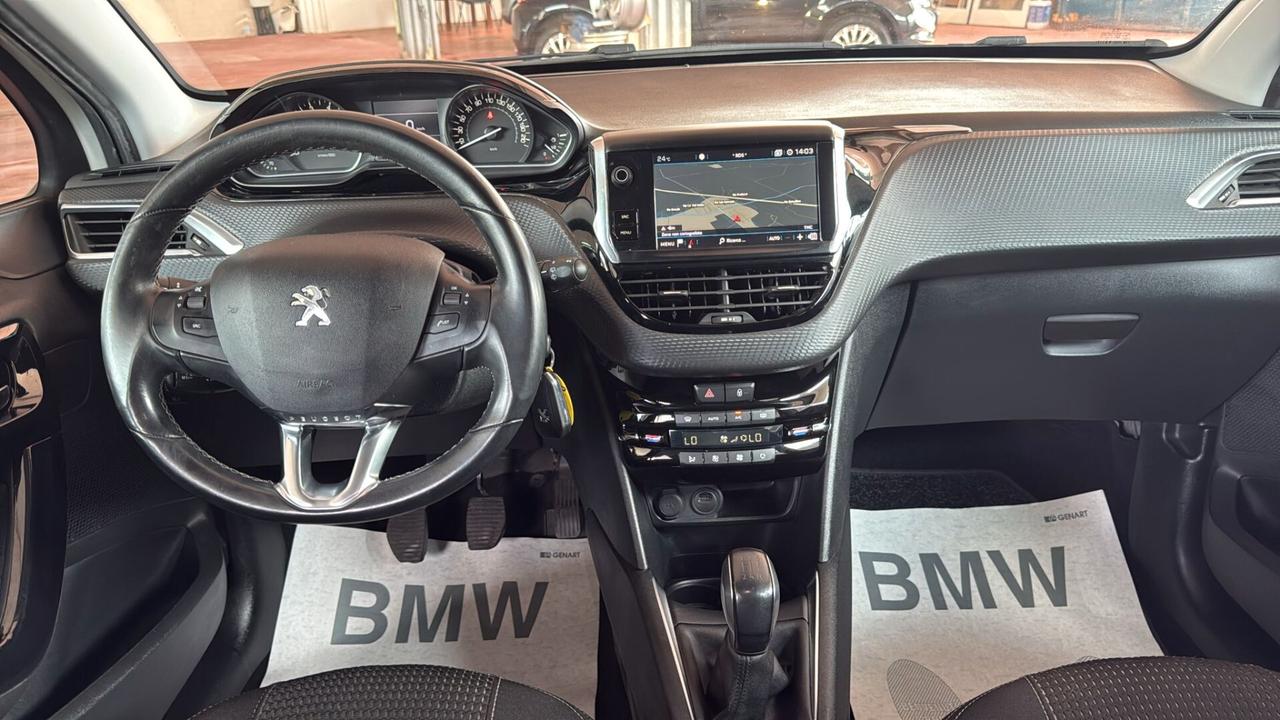 Peugeot 208 PureTech 82 5 porte Allure