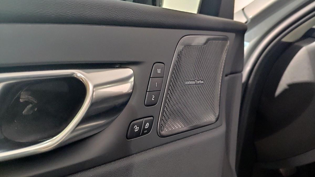 VOLVO Xc60 T8 Plug-In Hybrid Awd Automatico Plus Dark