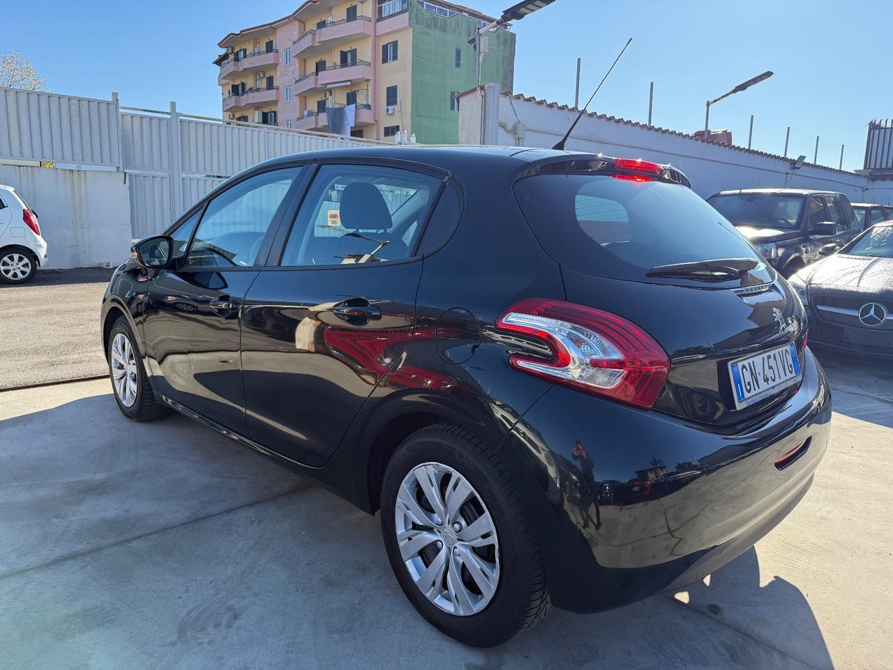 Peugeot 208 1.2 VTi 82 CV 5 porte