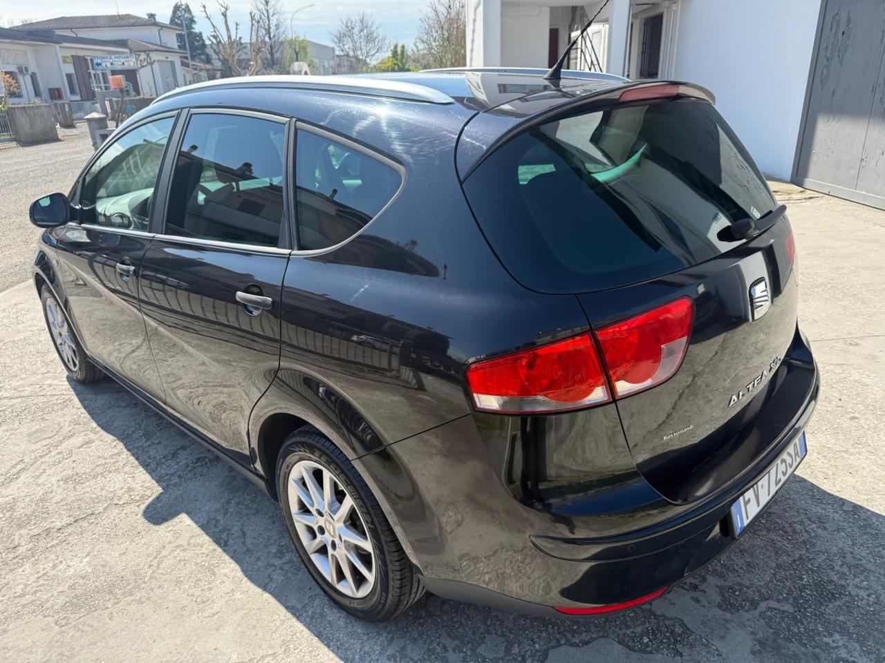 SEAT ALTEA XL 1.6 BENZ UNICO PROP. POCHI KM
