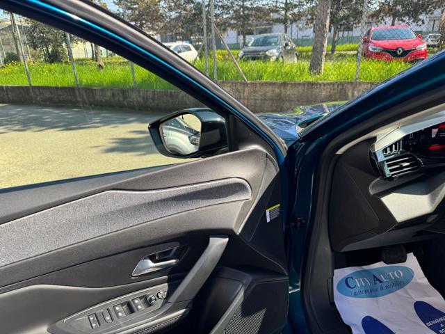 PEUGEOT 408 Hybrid 136CV e-DCS6 Allure NAVI+RETR.