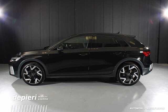 Audi A3 Allstreet 35 TFSI S tronic Identity Contrast mhev