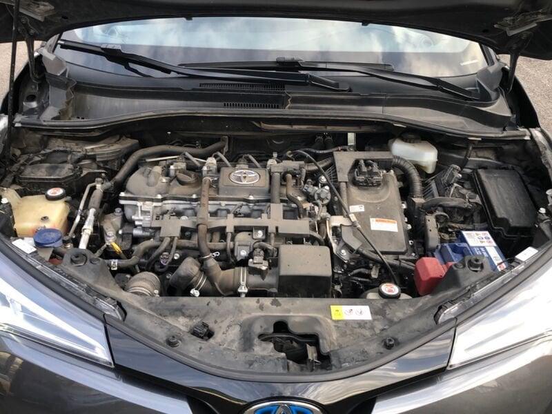 Toyota C-HR C-HR 1.8 Hybrid E-CVT Active