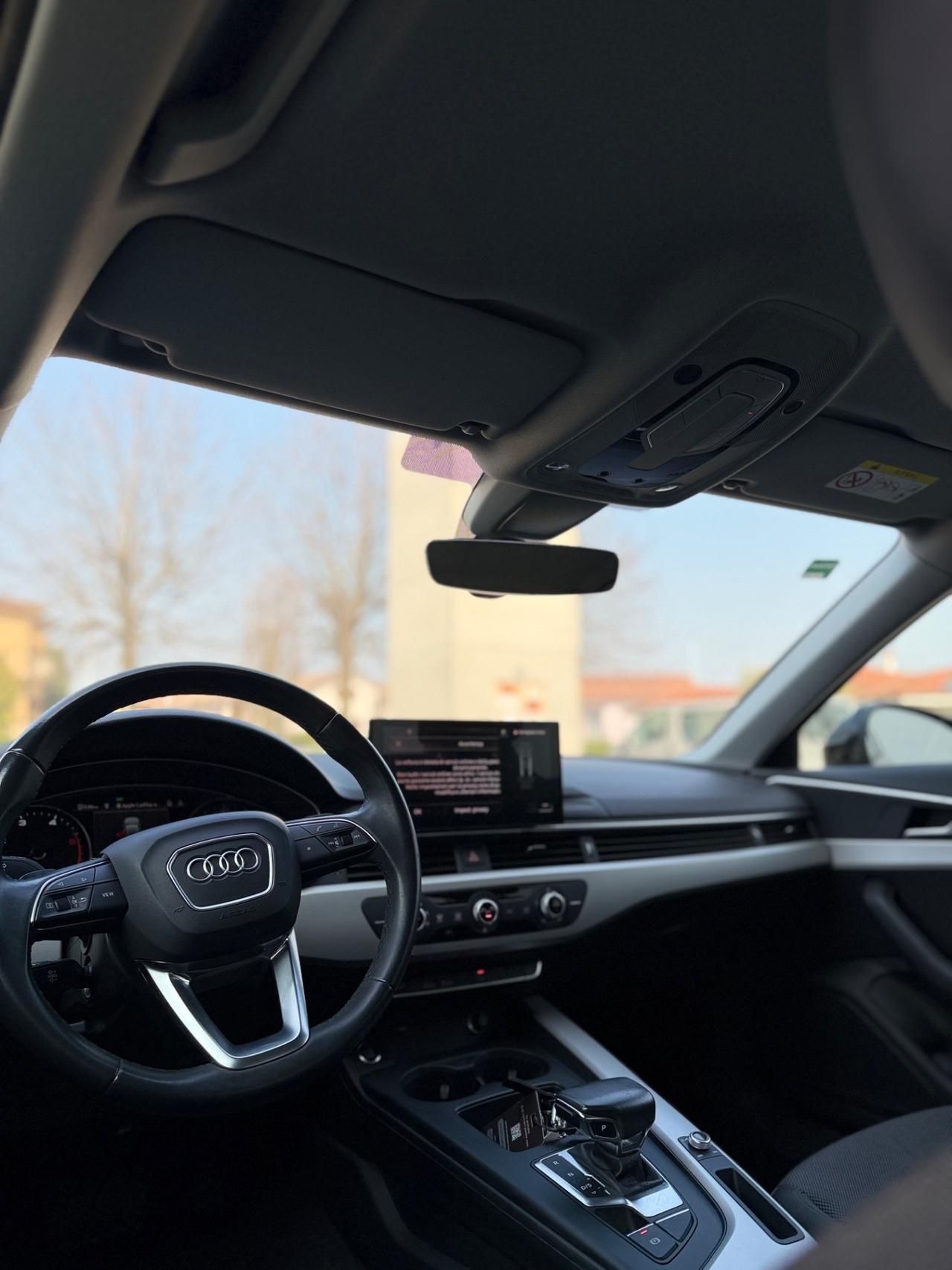 Audi A4 30 TDI/136 CV S tronic line edition