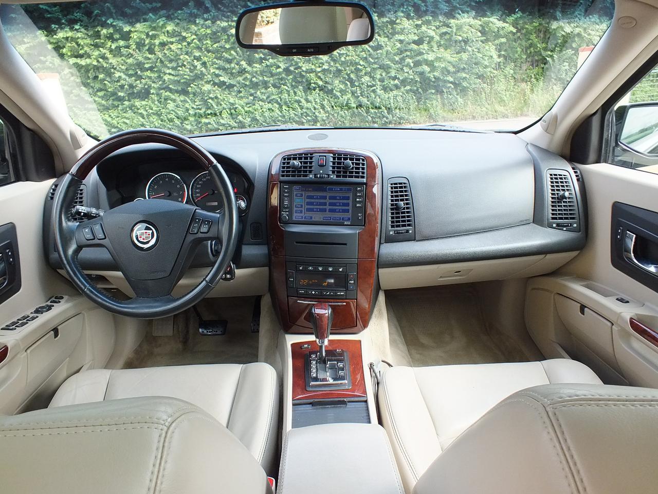 CADILLAC SRX 3.6 V6 AUTOM.4X4 7-POSTI