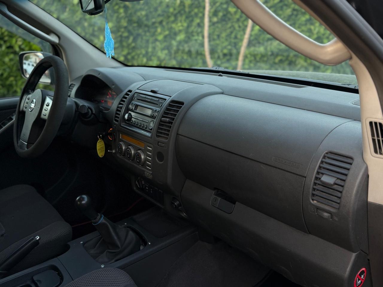 Nissan Navara 2.5 dCi Double Cab 4x4 171CV