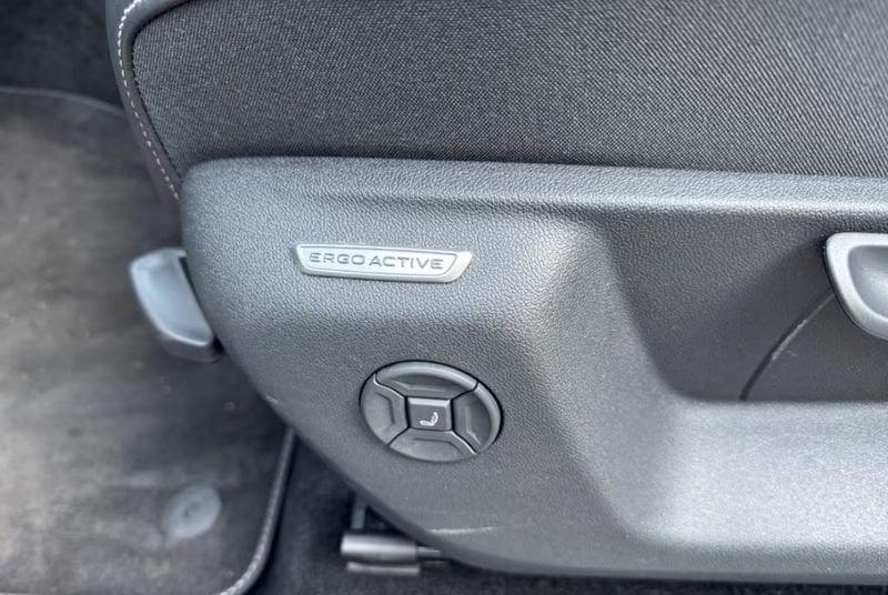 Volkswagen Tiguan Tiguan 2.0 TDI 150 CV DSG R-Line Gancio 19" Camera 360°