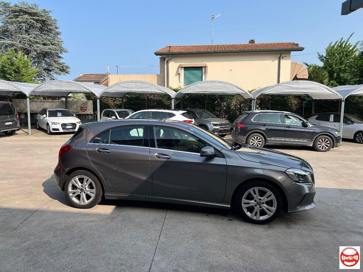 MERCEDES - Classe A A 180 d Sport auto my16