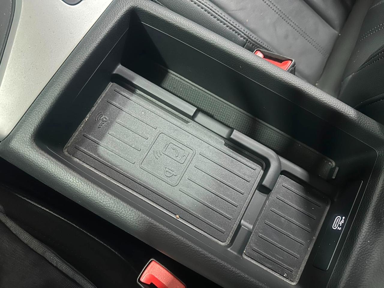 Audi A4 Avant 40 TDI quattro S tronic line edition