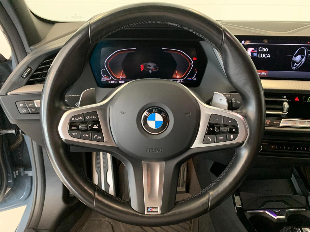 Bmw 118 118d 5p. Msport