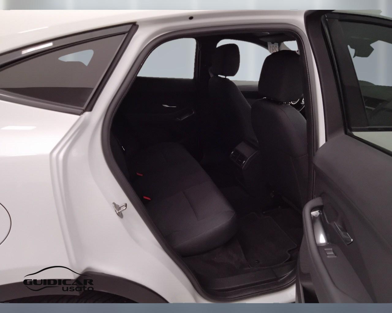 JAGUAR E-Pace 2021 - E-Pace 2.0d i4 mhev R-Dynamic SE awd 163cv aut