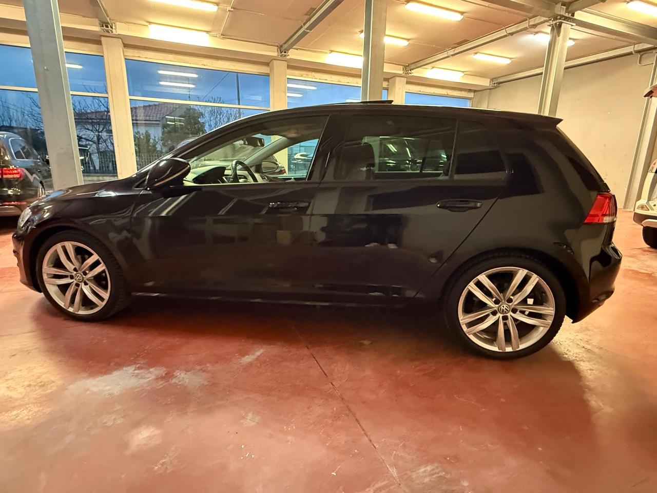 QUALITYCARS PESCARA PROPONE: Volkswagen Golf Business 1.4 TSI 140 CV DSG 5p. Highline BlueMot. Tech.