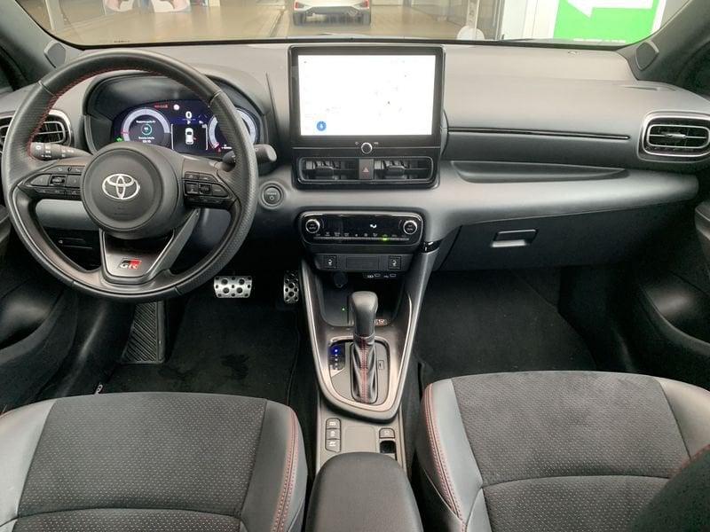 Toyota Yaris Hybrid 130 GR SPORT