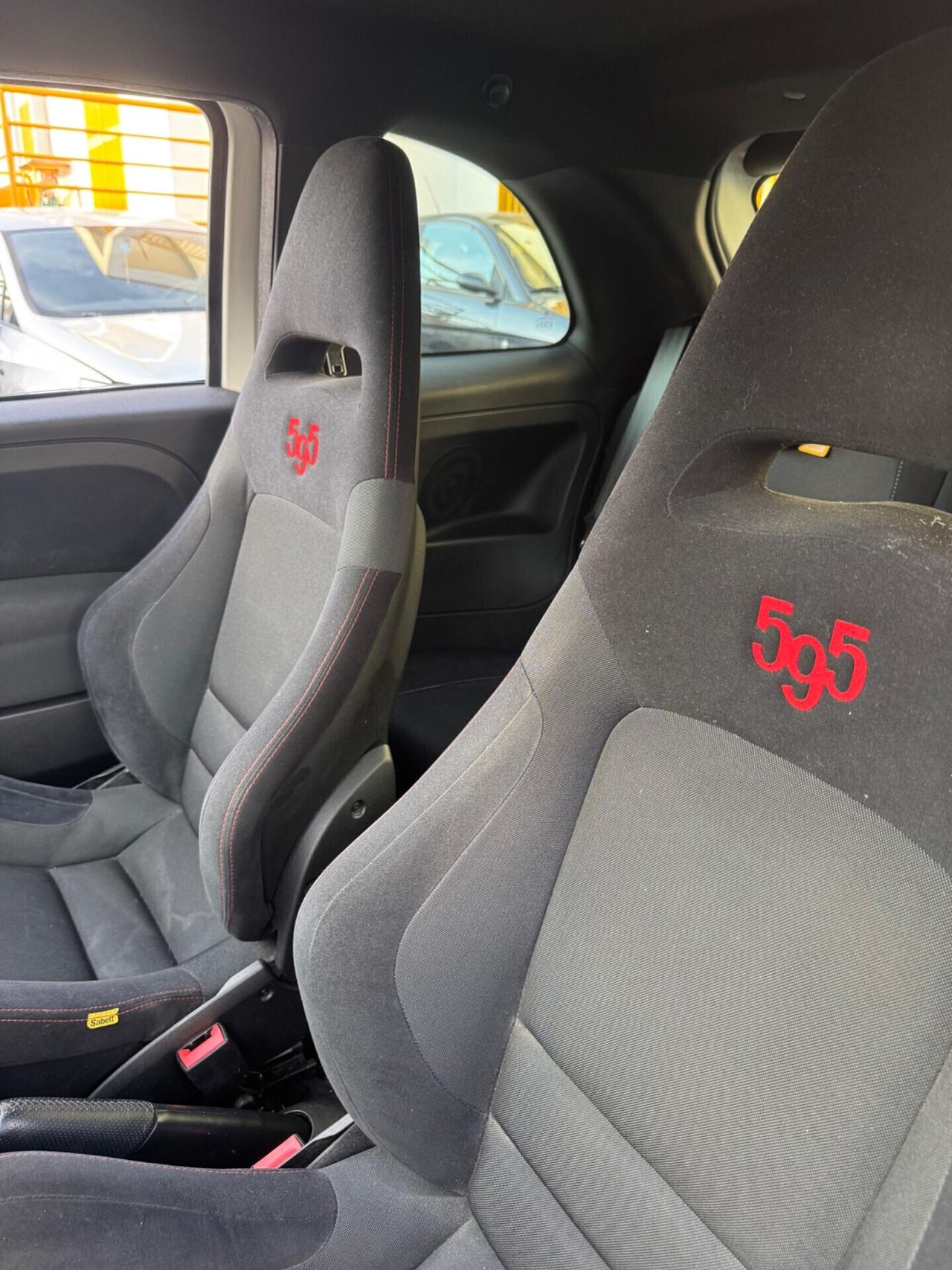Abarth 595 1.4 Turbo T-Jet 160 CV Competizione