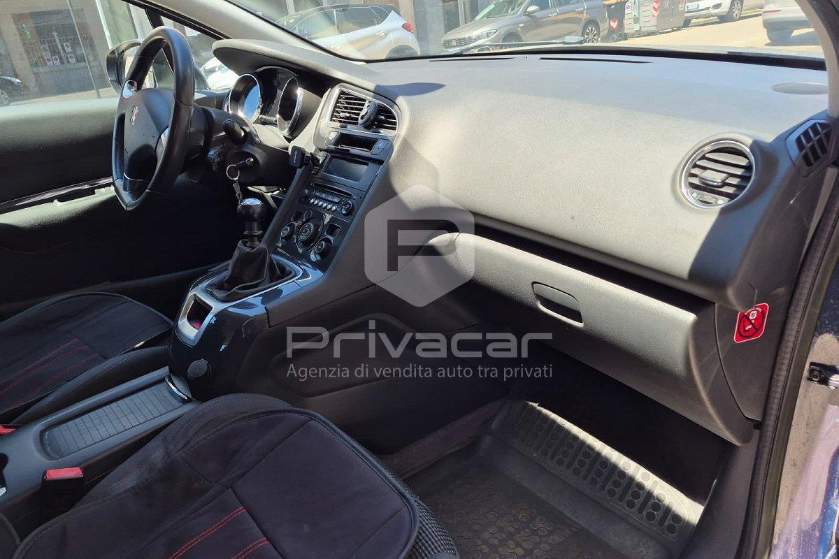 PEUGEOT 5008 1.6 HDi 115CV Active
