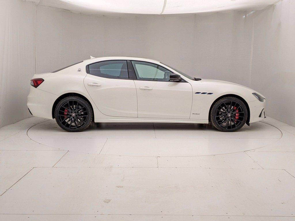 MASERATI Ghibli L4 330 CV MHEV del 2021