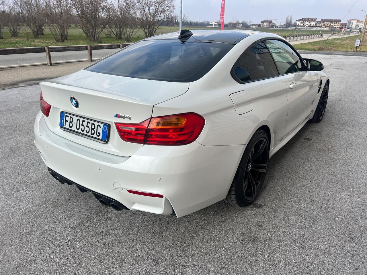 BMW M4 Coupé DKG TAGLIANDI BMW CARBONIO STUPENDA