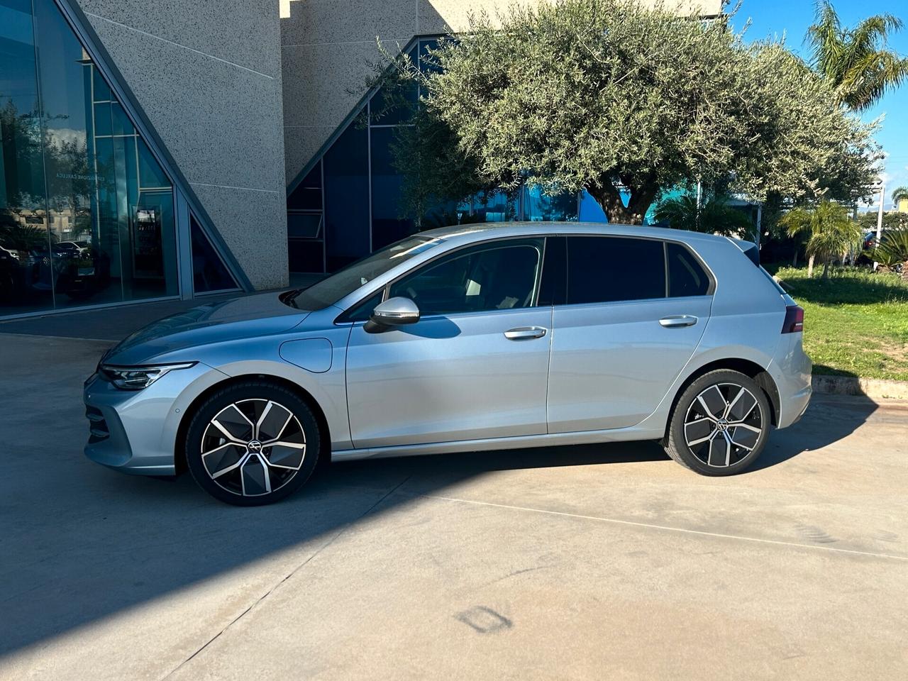 Volkswagen Golf 1.5 TSI eHybrid DSG Style SUPER OFFERTA T-STOCK