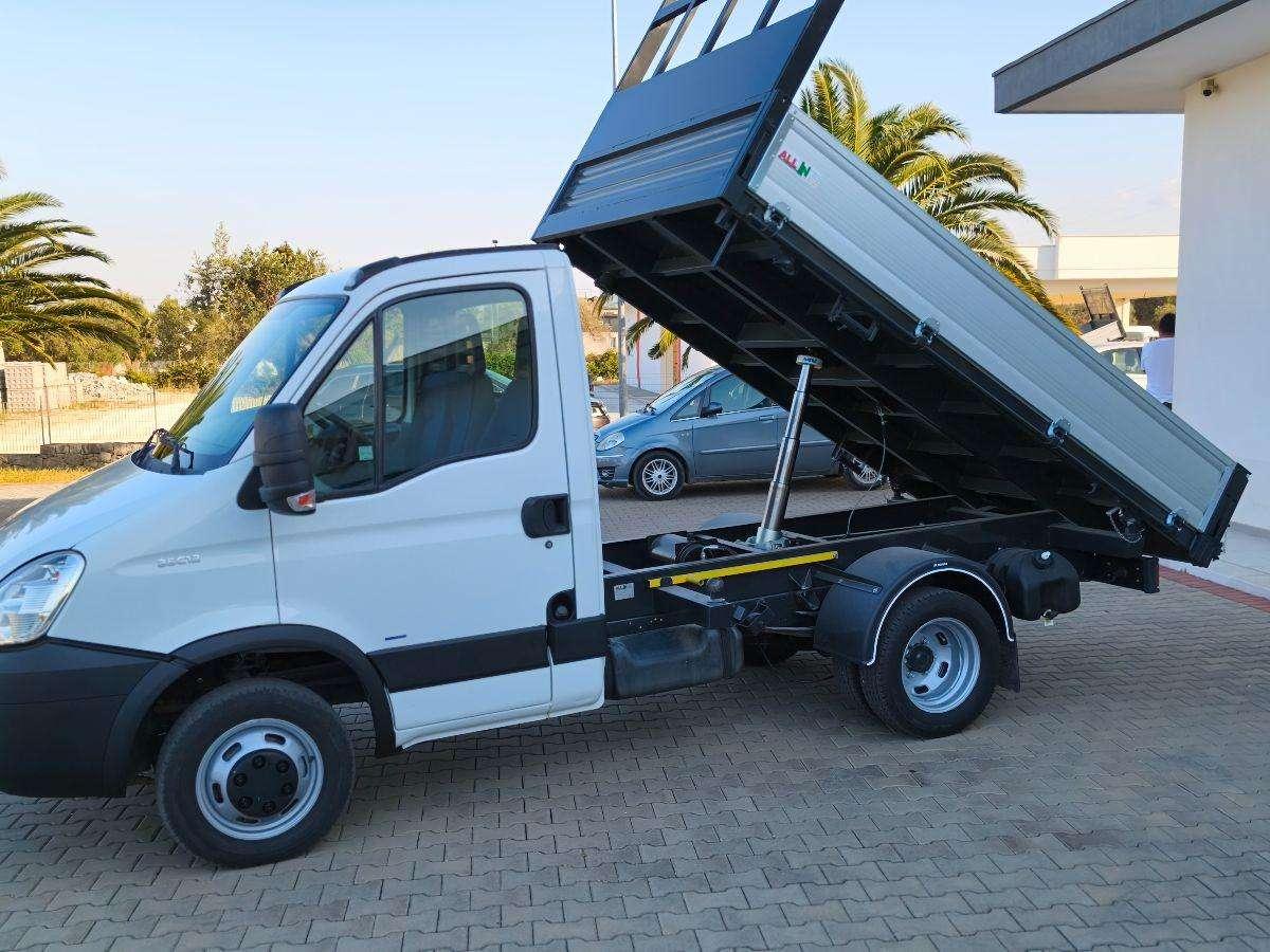 Iveco Daily 35C12 RIBALTABILE TRILATERALE NUOVO