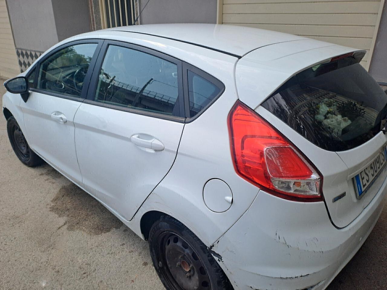 Ford Fiesta 1.0 80CV 5 porte.LEGGI BENE