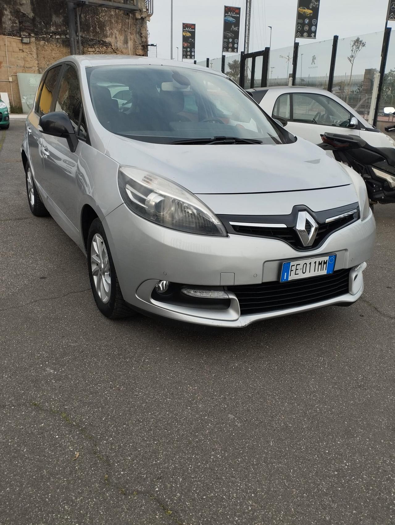Renault Scenic Scénic XMod dCi 110 CV EDC Bose AUTOMATICO