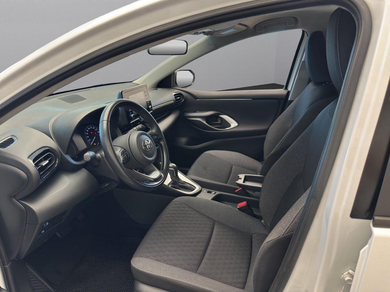 Toyota Yaris 1.5h Active